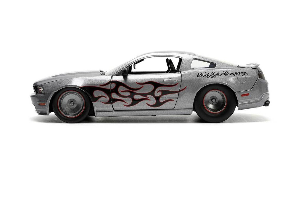 2010 Ford Mustang GT, Silver - Jada Toys 34039/4 - 1/24