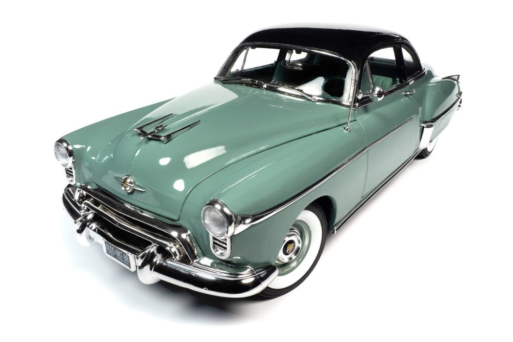 1950 Oldsmobile Rocket 88, Green - Auto World AMM1280 - 1/18 scale