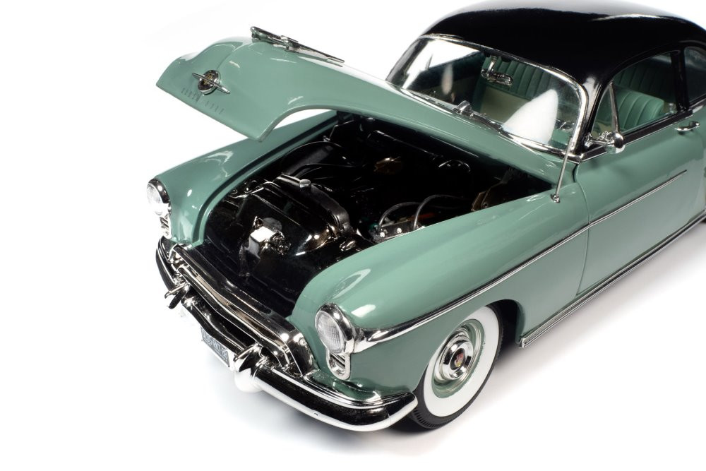 1950 Oldsmobile Rocket 88, Green - Auto World AMM1280 - 1/18 scale Diecast Model Toy Car