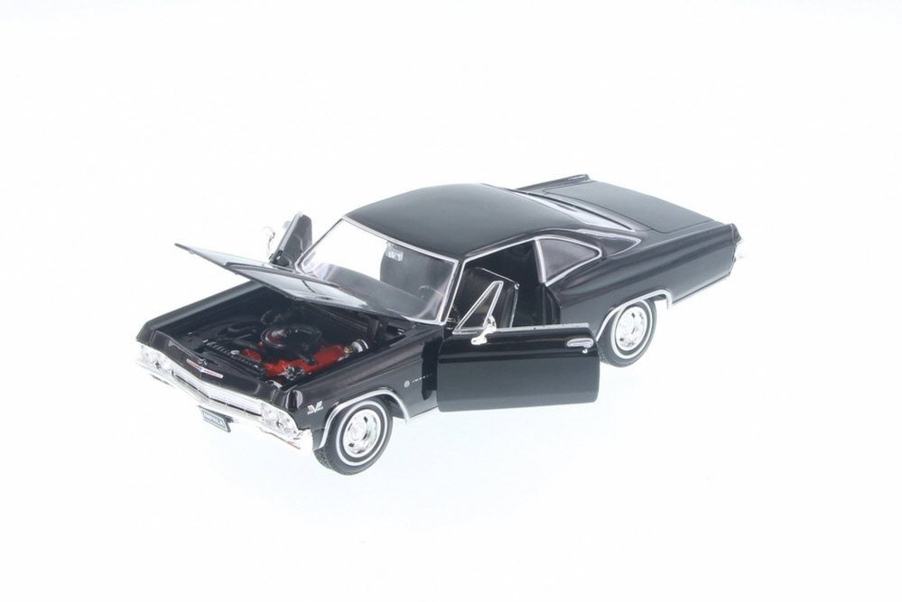 Diecast Car w/Trailer - 1965 Chevy Impala SS 396, Black - Welly 22417/4D - 1/24 Scale Diecast Model Toy Car