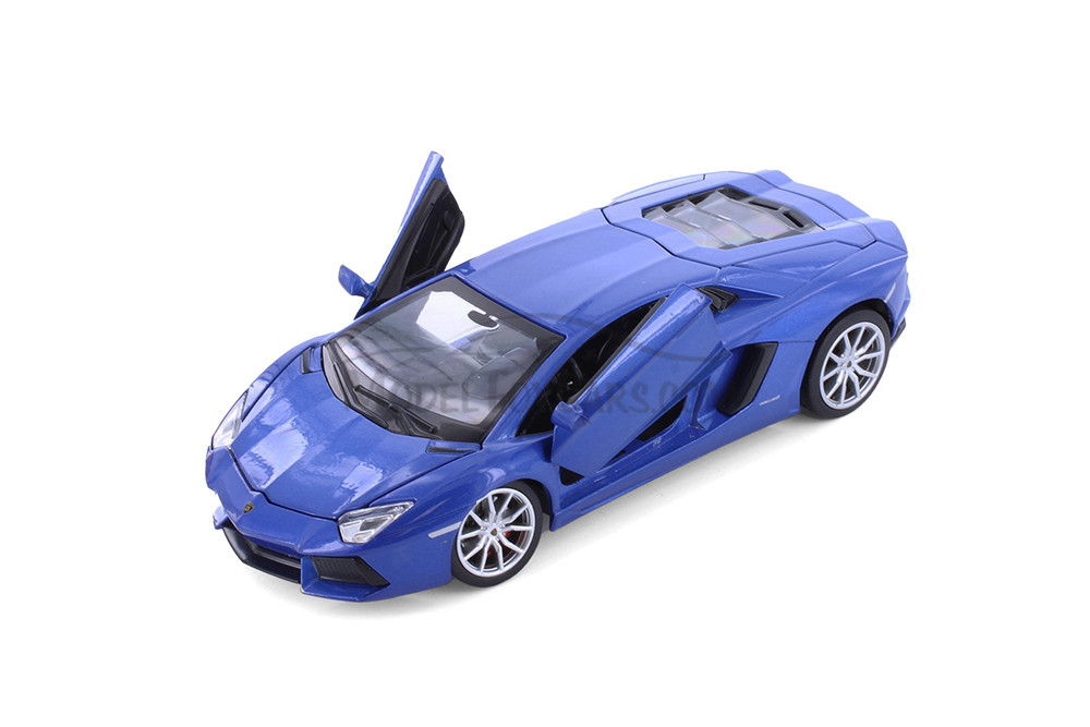 Lamborghini Aventador LP700-4 Coupe Diecast Car Set - Box of 4 in Blue 1/24 scale Diecast Model Cars