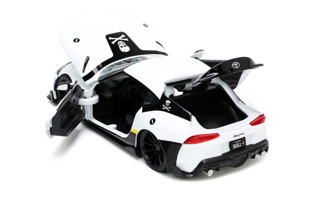 2020 Toyota Supra w/ Roy Focker Figurine, White - Jada Toys 33682 - 1/24 scale Diecast Car