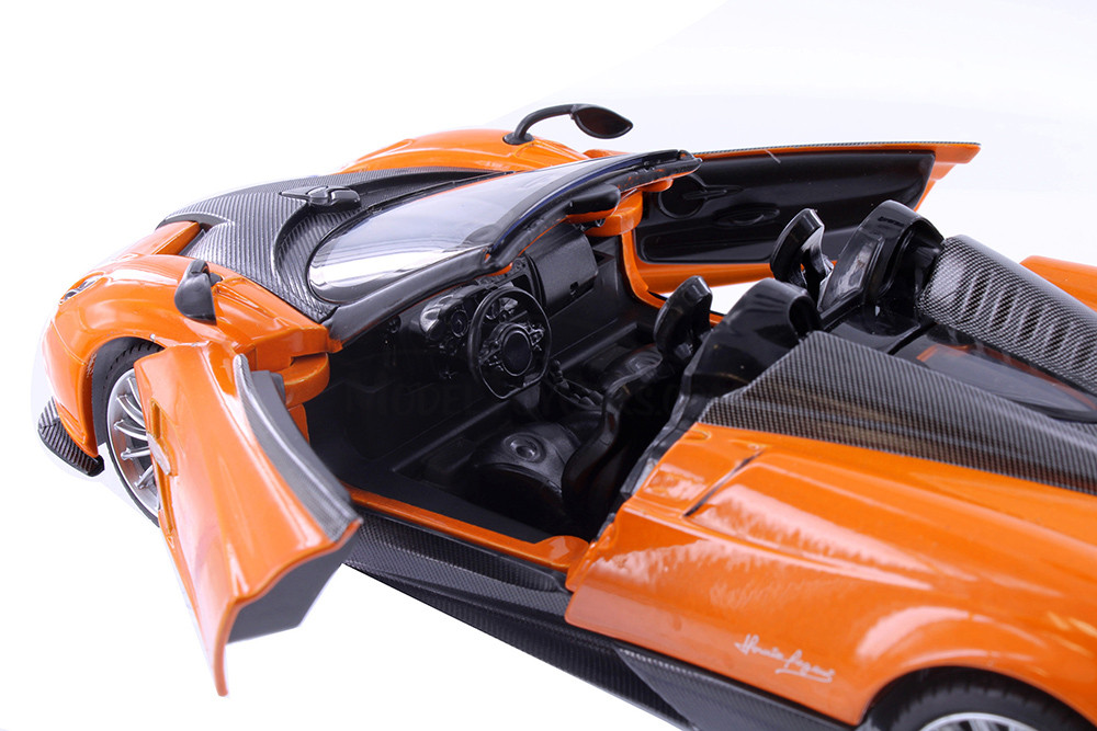 Pagani Huayra Roadster, Orange - Showcasts 68264D - 1/24 scale
