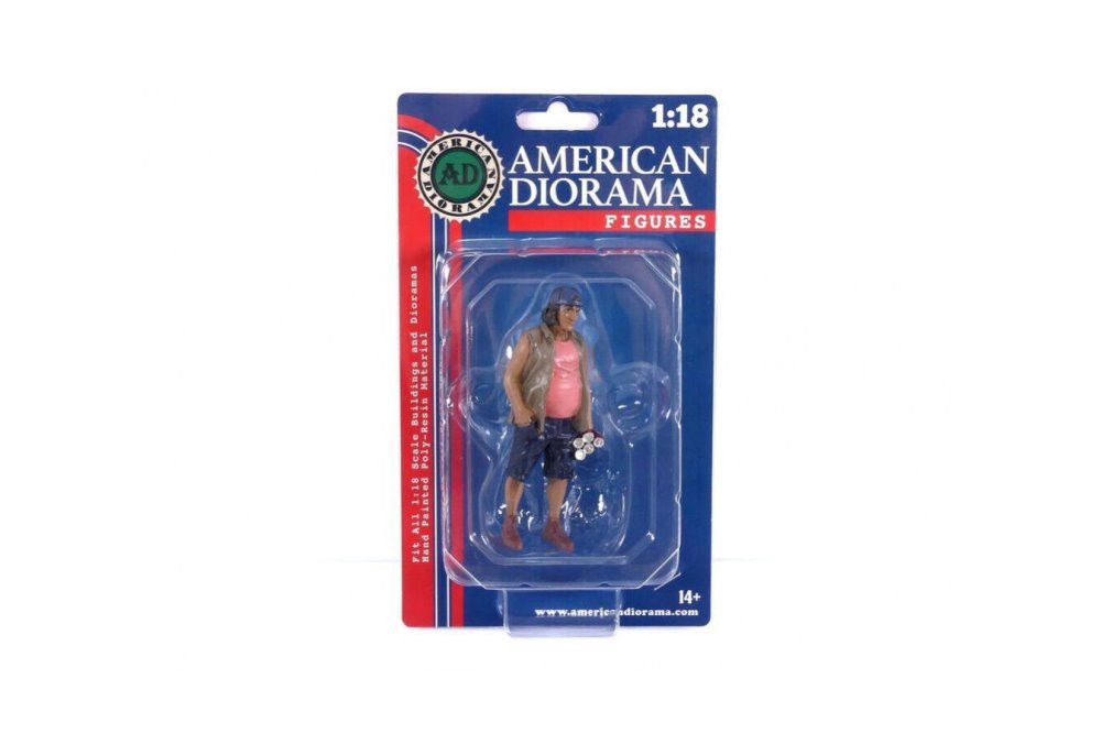Campers Figure 2, Brown - American Diorama 76335 - 1/18 scale Figurine - Diorama Accessory