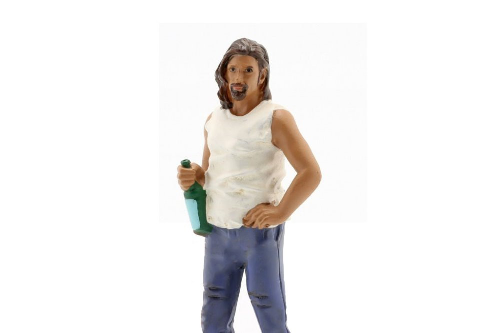 Campers Figure 3, White - American Diorama 76336 - 1/18 scale Figurine - Diorama Accessory