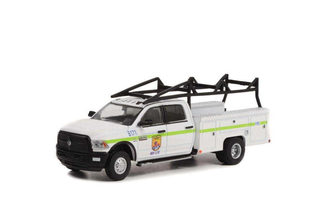 2018 Dodge Ram 3500 Dually Service Bed Truck, White - Greenlight 46100E - 1/64 scale Diecast Car