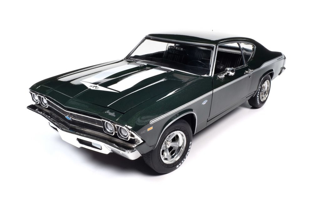 Yenko 1969 Chevy Chevelle, Fathom Green - Auto World AMM1283 - 1/18 Scale Diecast Model Toy Car