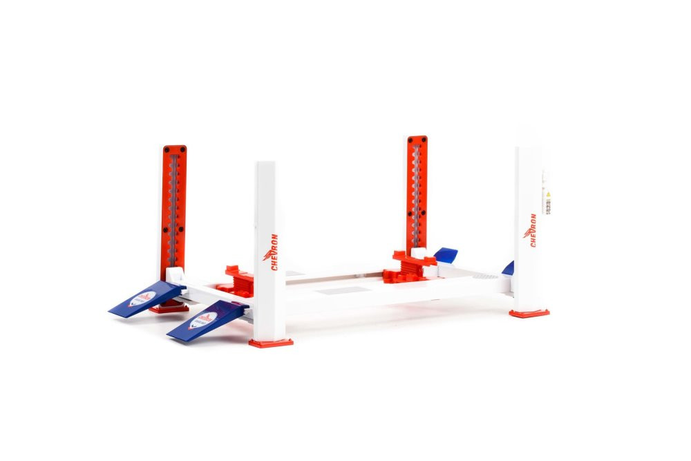 Adjustable Four-Post Lift - Chevron, White - Greenlight 13637 - 1