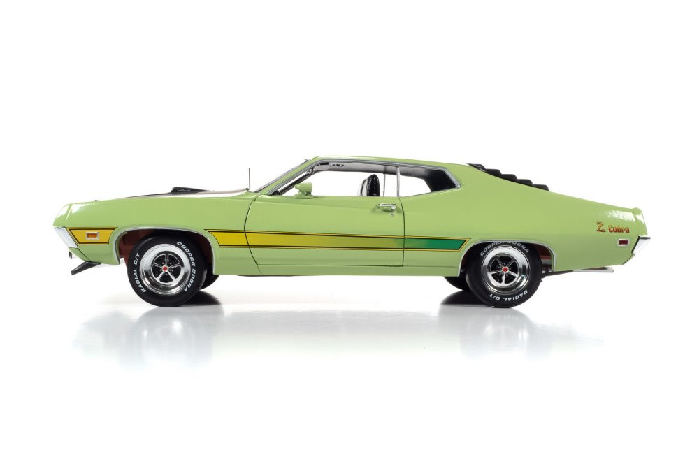 1971 Ford Torino Cobra, Grabber Lime Green - Auto World AMM1278