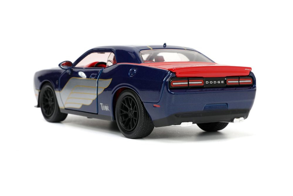 2015 Dodge Challenger SRT Hellcat w/ Thor Diecast Figure - Jada Toys 32186  - 1/24 Scale Diecast Car