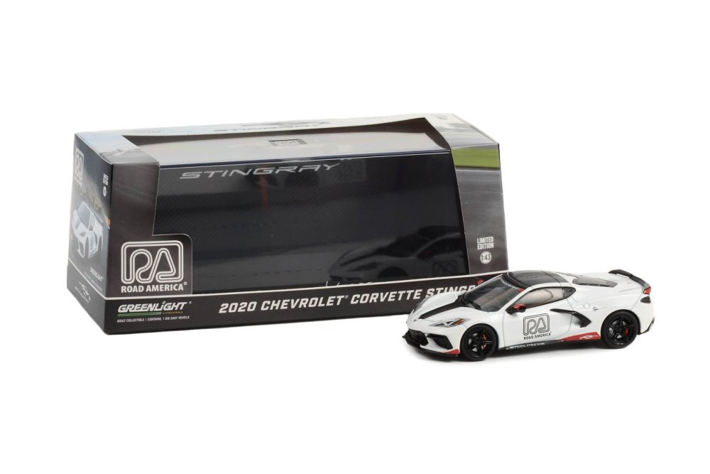 2020 Chevy Corvette C8 Stingray Coupe, White - Greenlight 86623 - 1/43 Scale Diecast Model Toy Car