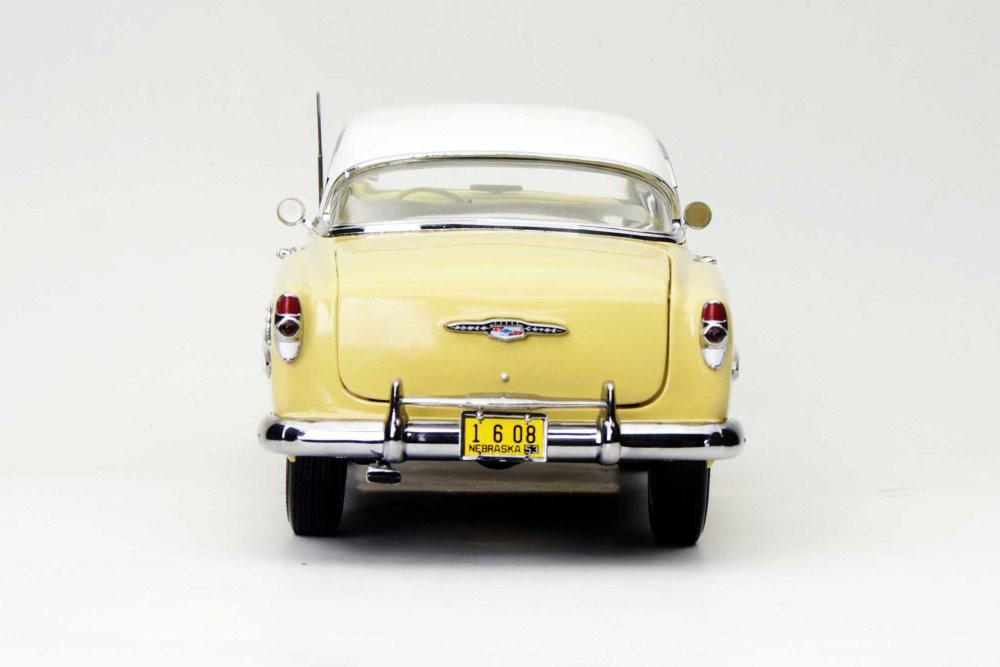 1953 Chevy Bel Air, Sun Gold Yellow - Sun Star 1608 - 1/18 Scale Diecast Model Toy Car