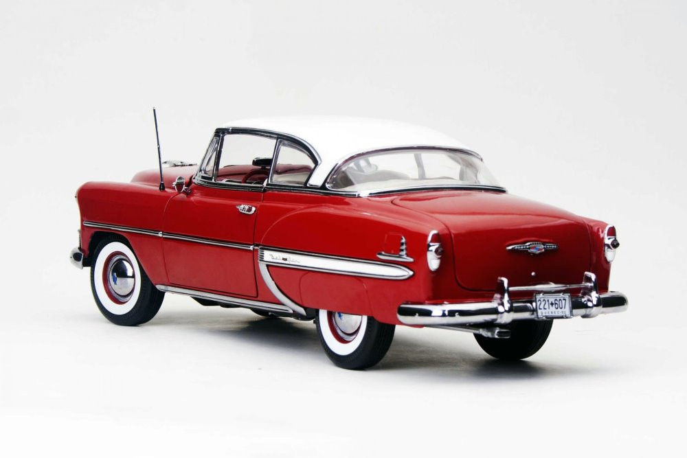 1953 Chevy Bel Air, Target Red - Sun Star 1607 - 1/18 Scale Diecast Model Toy Car