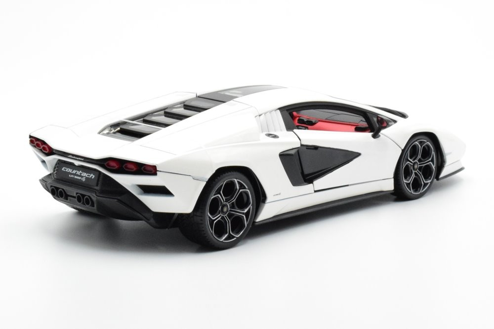 Lamborghini Countach LPI 800-4, White - Maisto 31459W - 1/18 scale