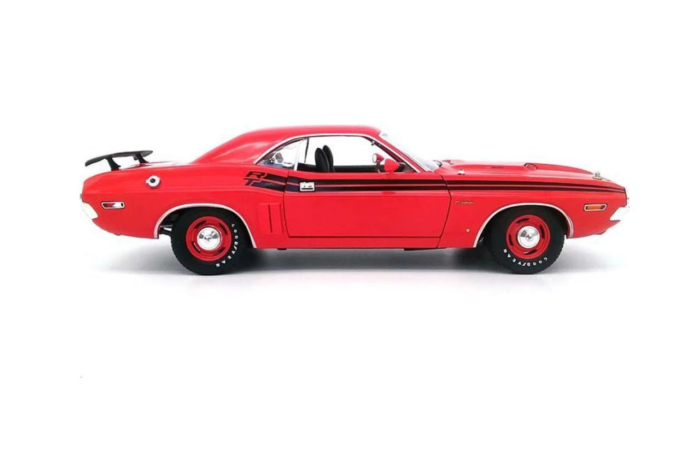 1971 Dodge Challenger R/T, Bright Red - Greenlight 13631 - 1/18
