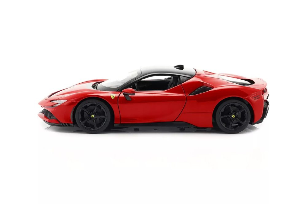 Ferrari SF90 Stradale, Red /Black - Bburago 16015R - 1/18 scale Diecast Model Toy Car