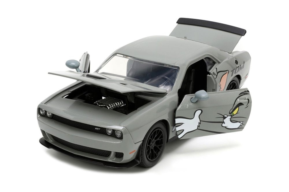 2015 Dodge Challenger w/Jerry Figure, Tom and Jerry - Jada Toys