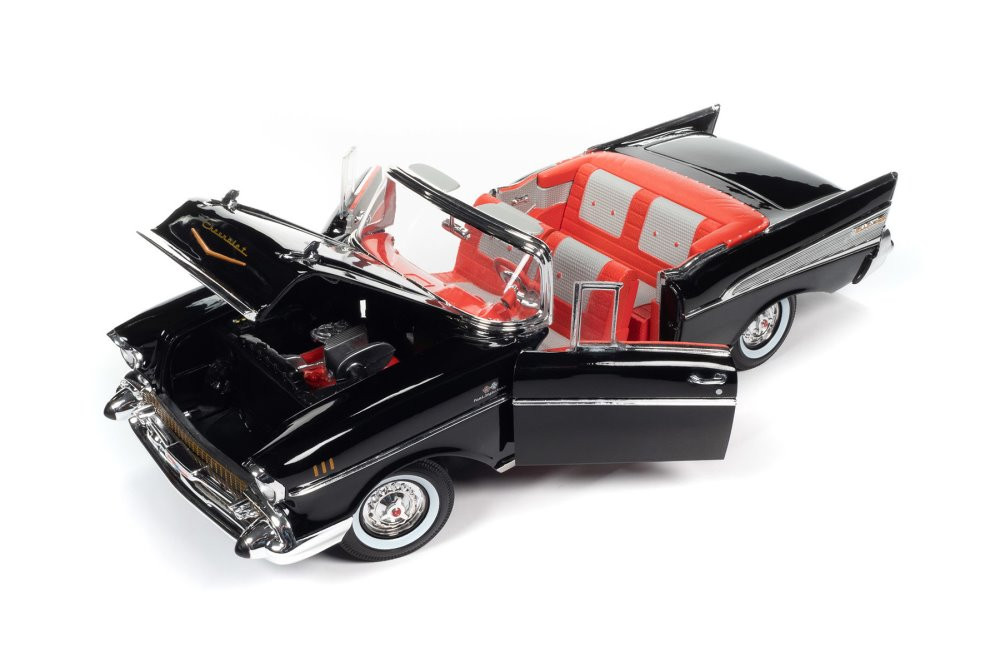 1957 Chevy Bel Air Convertible, James Bond - Auto World AWSS134 - 1/18 Scale Diecast Model Toy Car