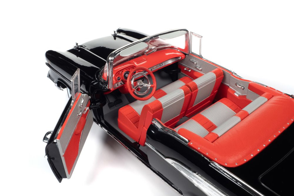 1957 Chevy Bel Air Convertible, James Bond - Auto World AWSS134