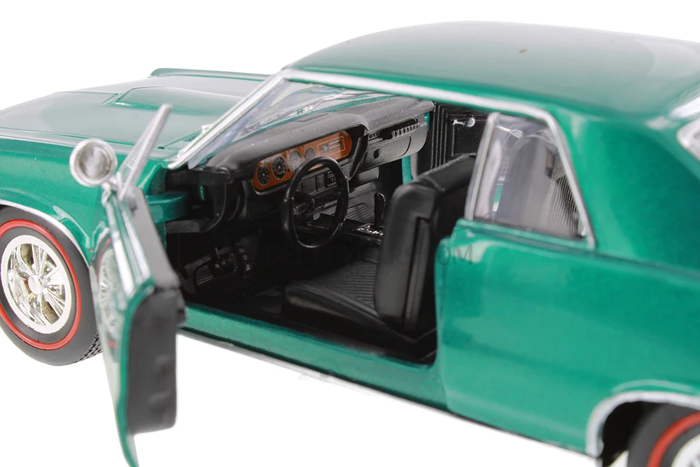 1965 Pontiac GTO, Green - Welly 22092 - 1/24 scale Diecast Model  Car