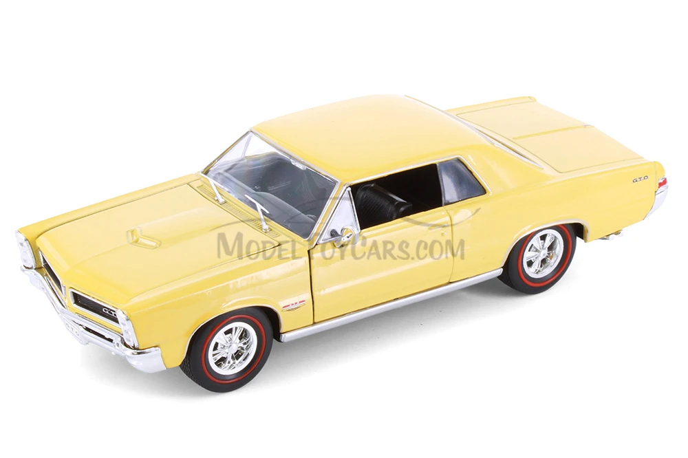 1965 Pontiac GTO, Yellow - Showcasts® 22092 - 1/24 scale Diecast Model  Car