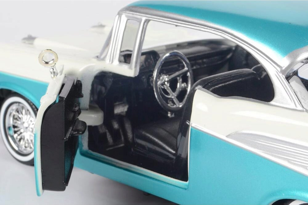 1957 Chevy Bel Air Lowrider, White/Turquoise - Motor Max 79029WLTQ - 1/24 Scale Diecast Car