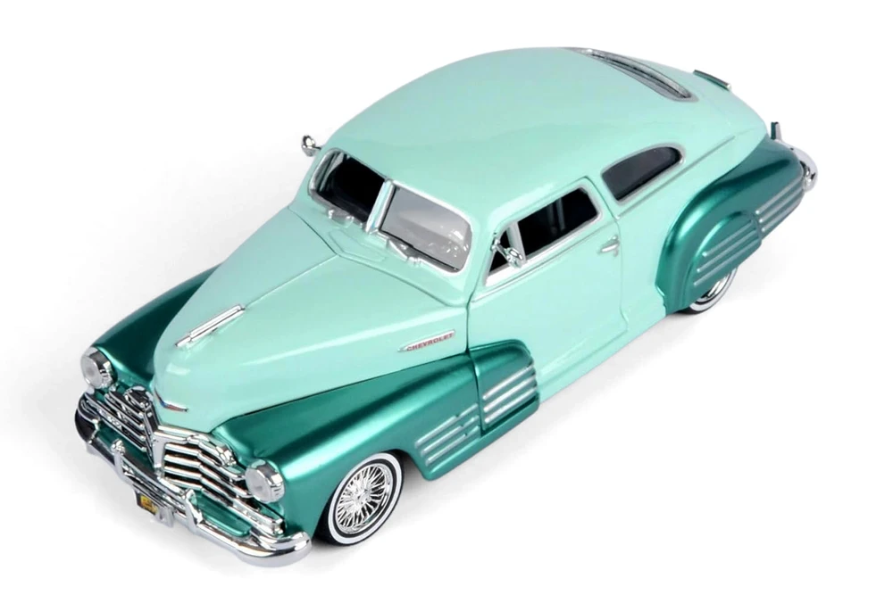 1948 Chevy Aerosedan Fleetline Lowrider, Green - Motor Max 79027WLGN - 1/24 Scale Diecast Car