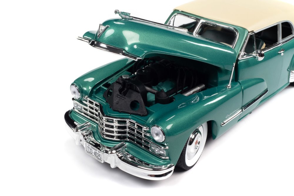 1947 Cadillac Series 62 Soft Top, Green - Auto World AW315