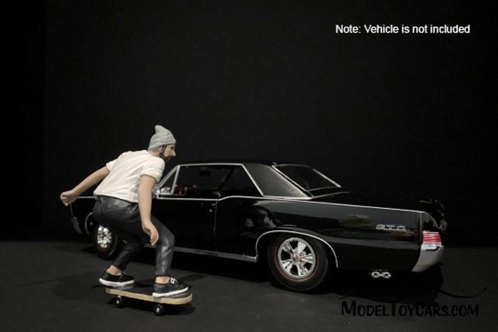 Skateboarder Figure II, White and Black - American Diorama 38341 - 1/24 scale Figurine - Diorama Accessory