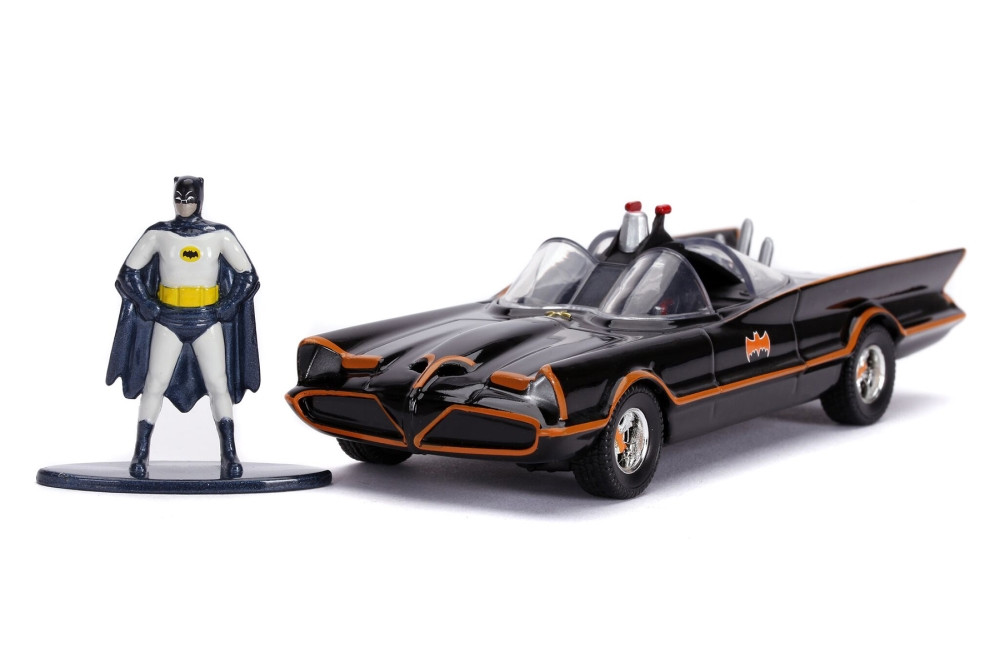 1966 Classic TV Series Batmobile with Batman figure, Black - Jada 31703/12 - 1/32 scale Diecast Model Toy Car