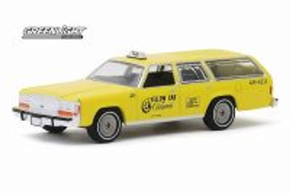1988 Ford Crown Victoria Wagon Taxi Cab, Yellow - Greenlight 30122/48 - 1/64 scale Diecast Car