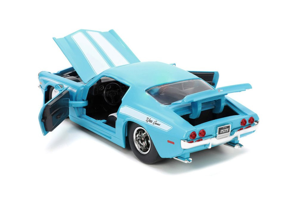 1971 Chevy Camaro, Light Blue - Jada Toys 34201/4 - 1/24 Scale Diecast Car