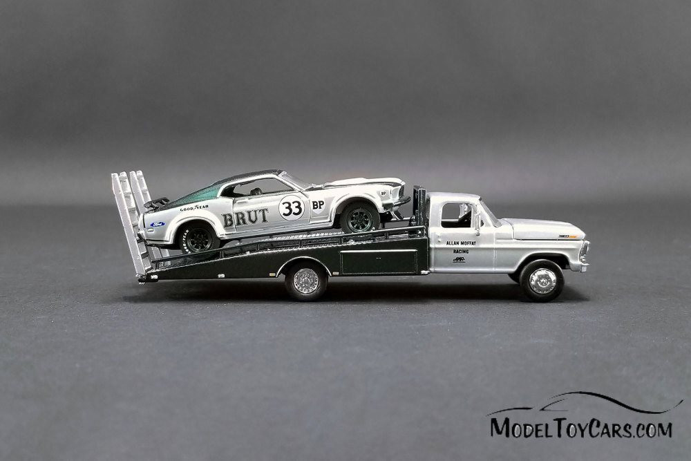 1969 Ford F-350 Ramp Truck and Mustang Trans Am, #33 - Greenlight 51271 - 1/64 scale Diecast Car