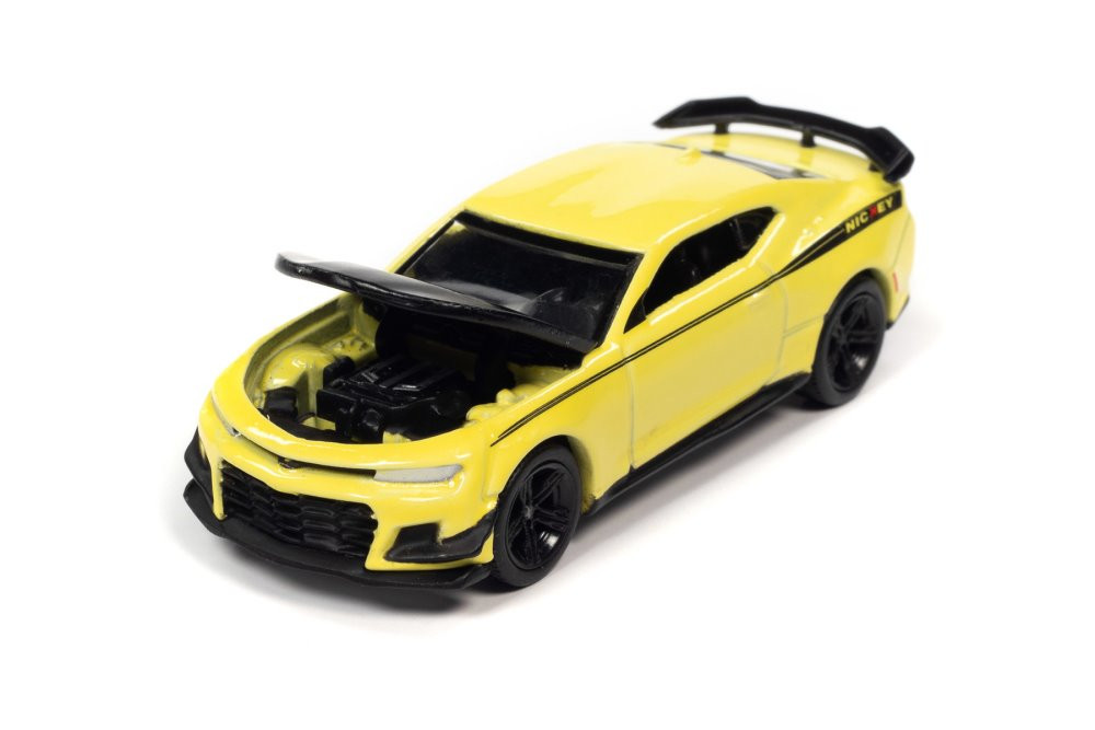 Nicky 2019 Chevy Camaro ZL1 1LE, Shock Yellow - Auto World AWSP094/24B - 1/64 scale Diecast Car