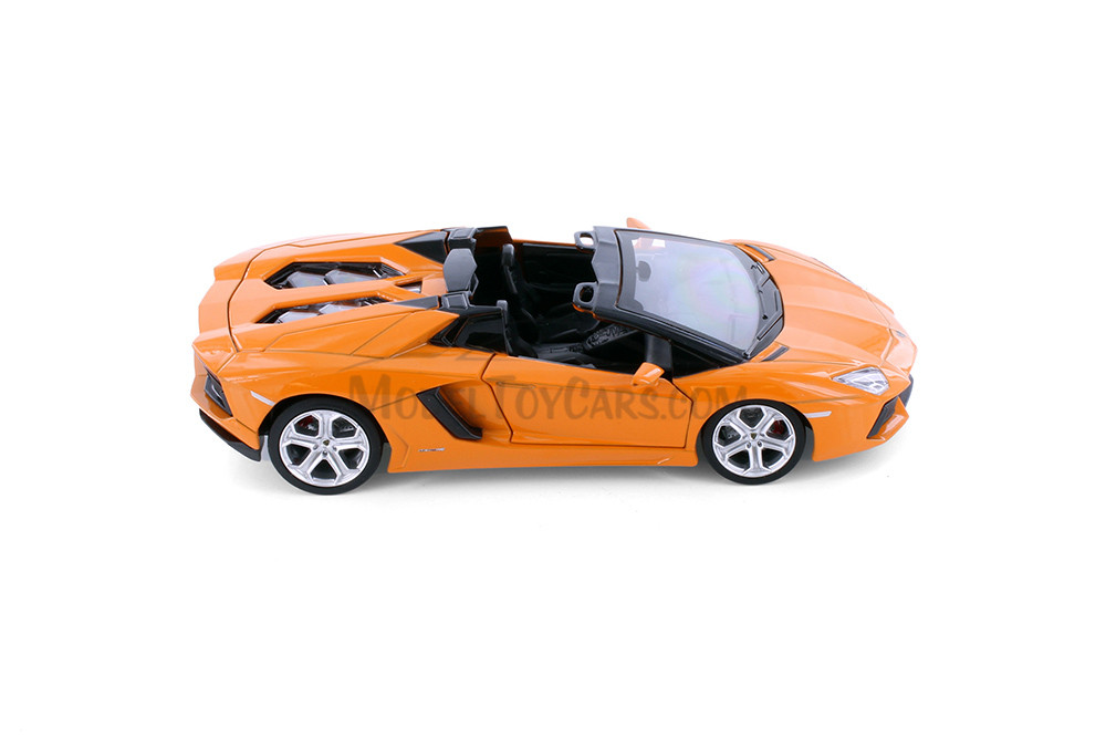 Lamborghini Aventador LP700-4 Roadster, Orange - Showcasts 68254/74D - 1/24 scale Diecast Car (1 car, no box)