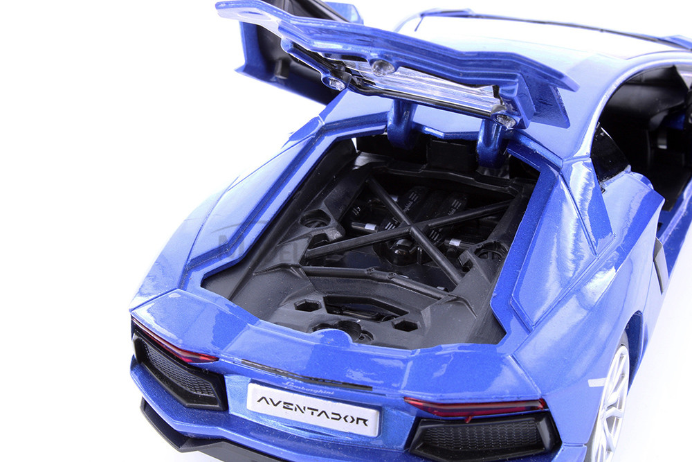 Lamborghini Aventador LP700-4 Roadster Coupé, Blue - Showcasts 68254/74D - 1/24 scale Diecast Car (1 car, no box)