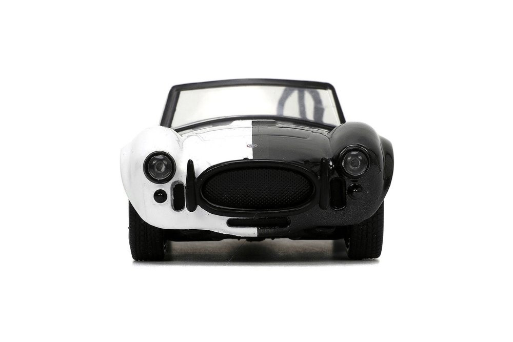 1965 Shelby Cobra 427 S/C w/ Harvey Two-Face Figure - Jada Toys 33091 - 1/32 Scale Diecast Car