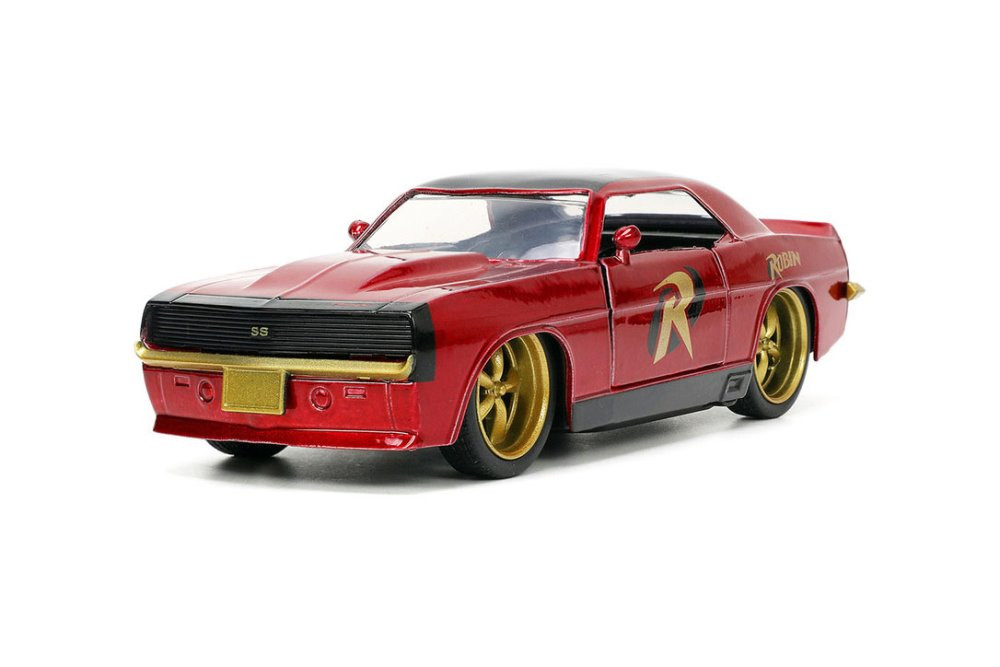 1969 Chevy Camaro w/ Robin Diecast Figure, DC Comic - Jada Toys 33088/12 - 1/32 Scale Diecast Car
