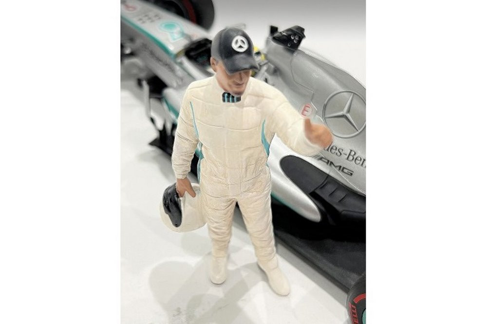 Racing Legends - The 2000s Driver A, Cream/Ivory - American Diorama 76357 - 1/18 Scale Figurine