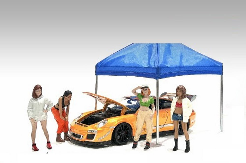 Hip Hop Girls Figure 3, White - American Diorama 24103 - 1/24 Scale Figurine - Diorama Accessory