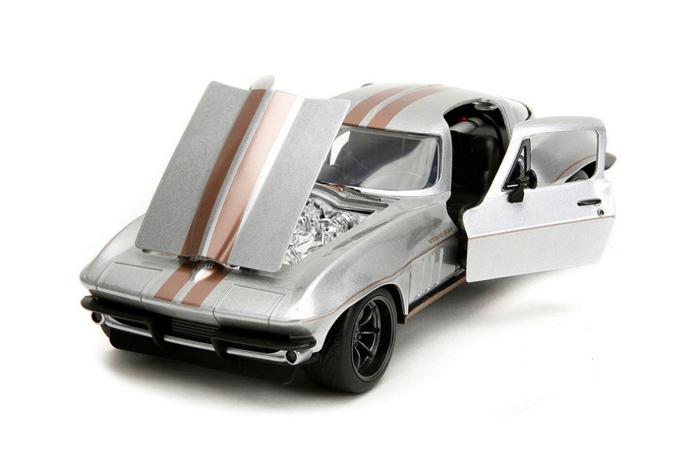 1966 Chevy Corvette, Silver - Jada Toys 34208/4 - 1/24 Scale Diecast Model Toy Car