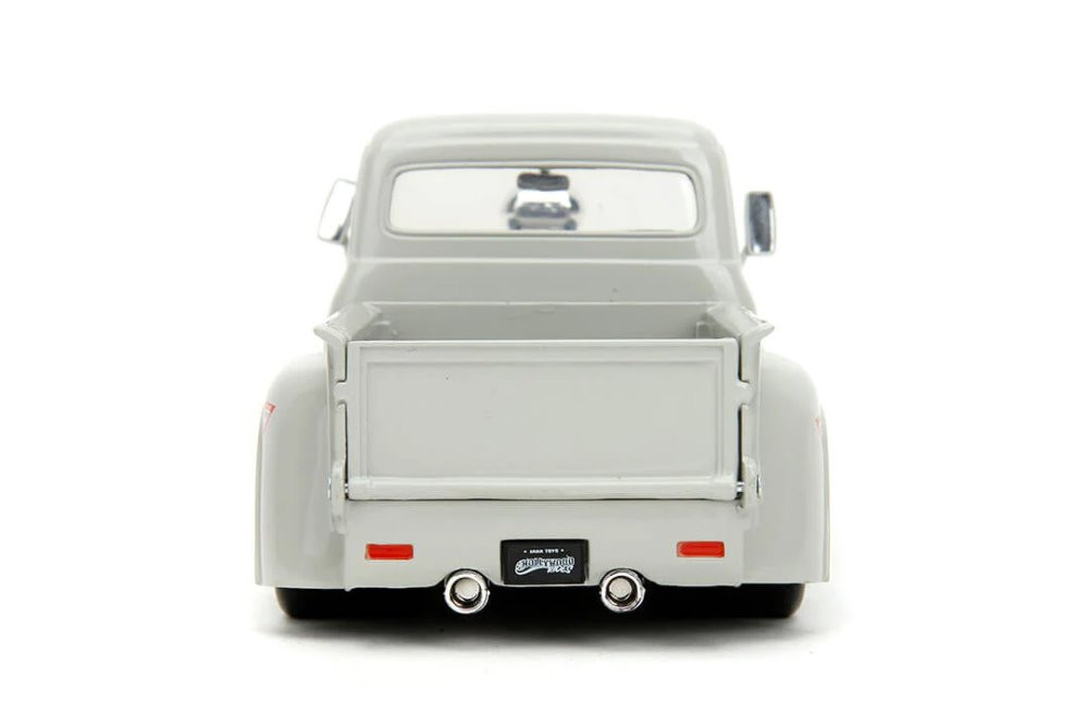 1956 Ford F-100 Pickup w/ Guile Figure, Street Fighter - Jada Toys
