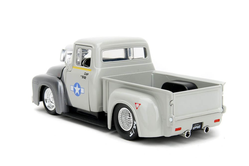 1956 Ford F-100 Pickup w/ Guile Figure, Street Fighter - Jada Toys 34373 - 1/24 Scale Diecast Car