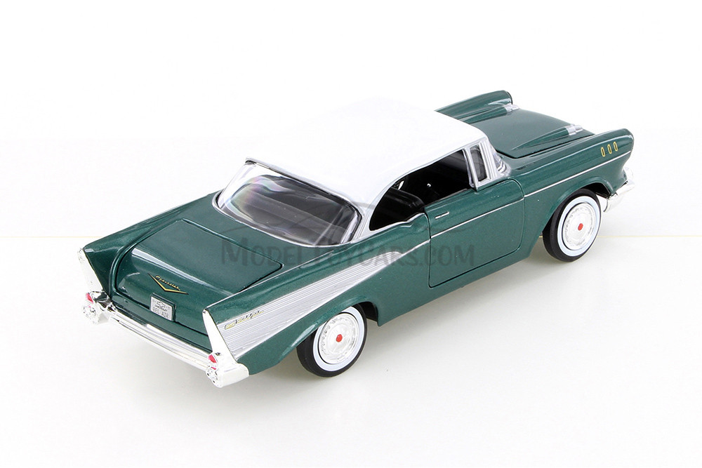 1957 Chevy Bel Air, Green - Showcasts 77228GN - 1/24 Scale Diecast Model Toy Car