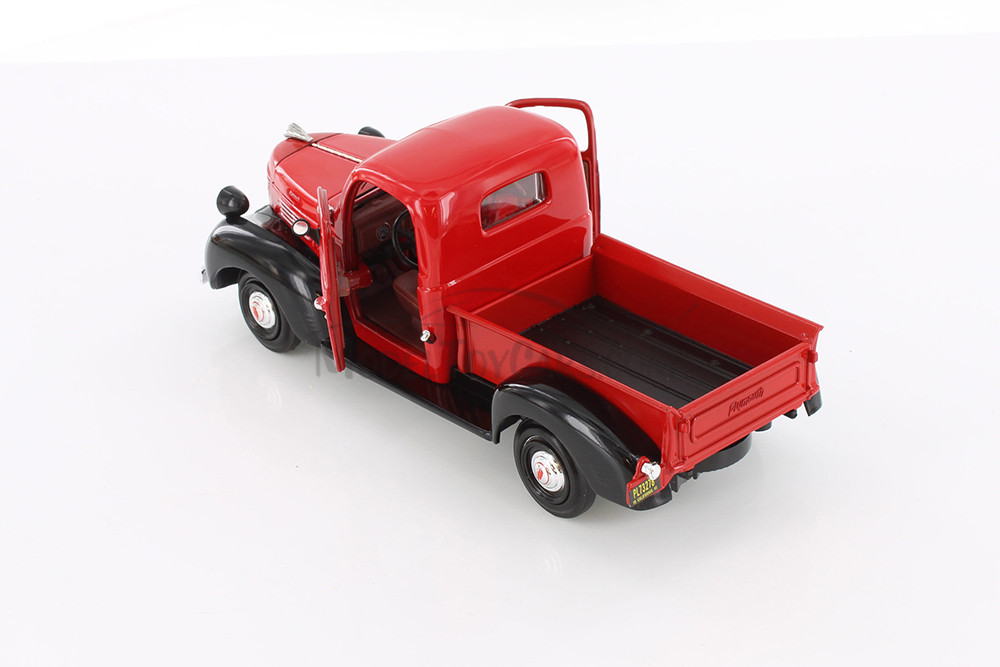 Showcasts 1941 Plymouth Pickup Truck Diecast Car Set - Box of 4 1/24 Scale Diecast Model Cars, Assorted Colors