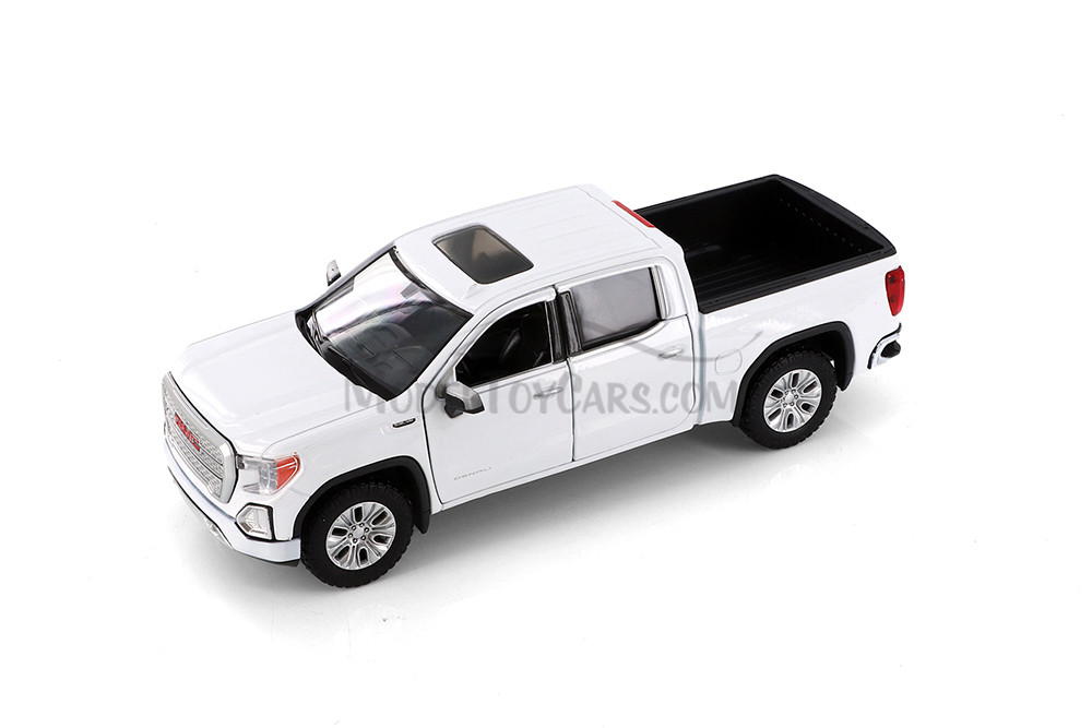 Showcasts 2019 GMC Sierra 1500 Denali Crew Cab Pickup Truck Diecast Car Set - Box of 4 1/27 Scale Diecast Model Cars, Assorted Colors