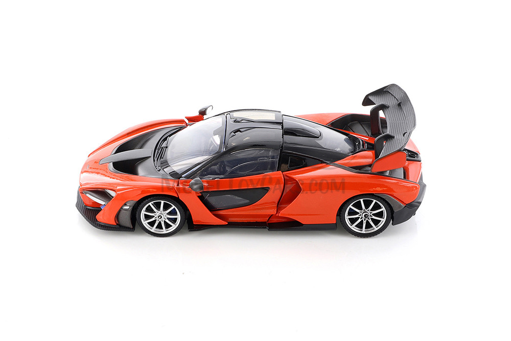 Showcasts McLaren Senna Hardtop Diecast Car Set - Box of 4 1/24 Scale Diecast Model Cars, Assorted Colors