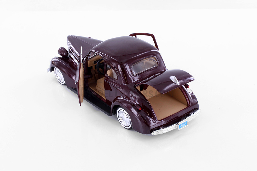 1939 Chevy Coupe , Burgundy - Showcasts 77247D - 1/24 Scale Diecast Model Toy Car (1 car, no box)