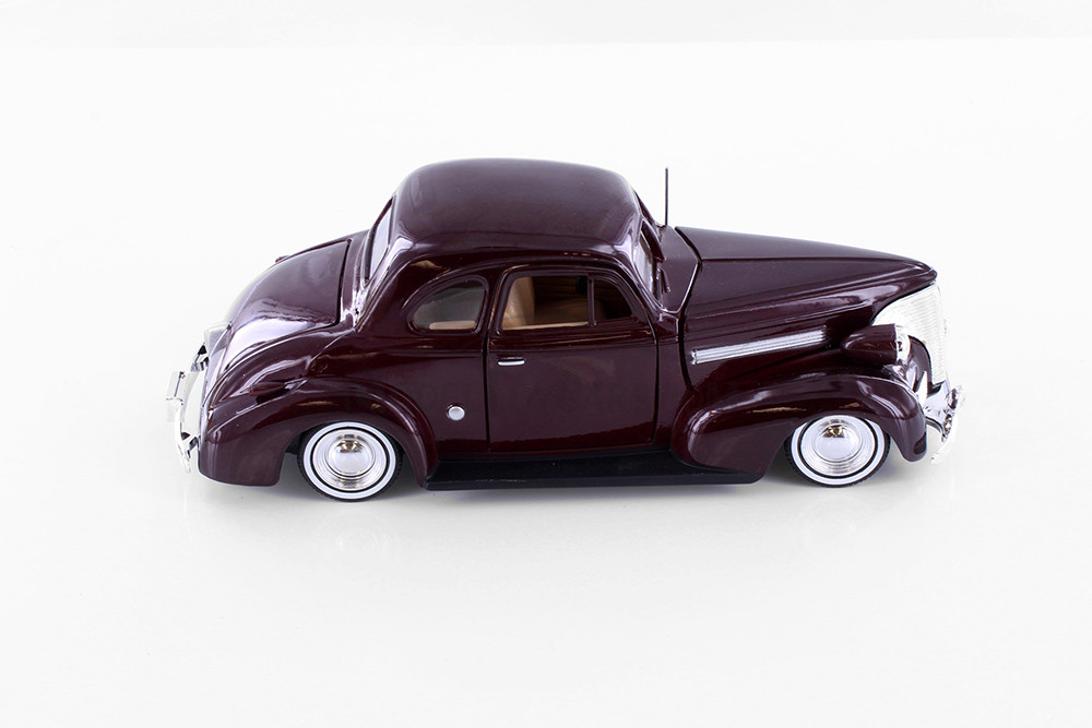 1939 Chevy Coupe , Burgundy - Showcasts 77247D - 1/24 Scale Diecast Model Toy Car (1 car, no box)