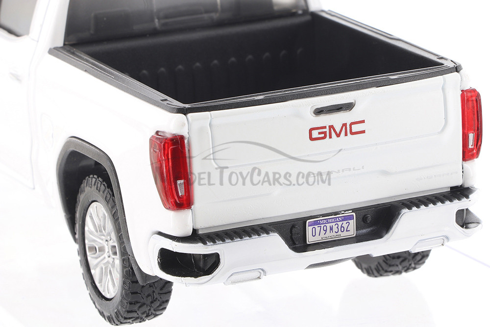 2019 GMC Sierra 1500 Denali Crew Cab, White - Showcasts 71362D - 1/27 Scale Diecast Model Toy Car (1 car, no box)